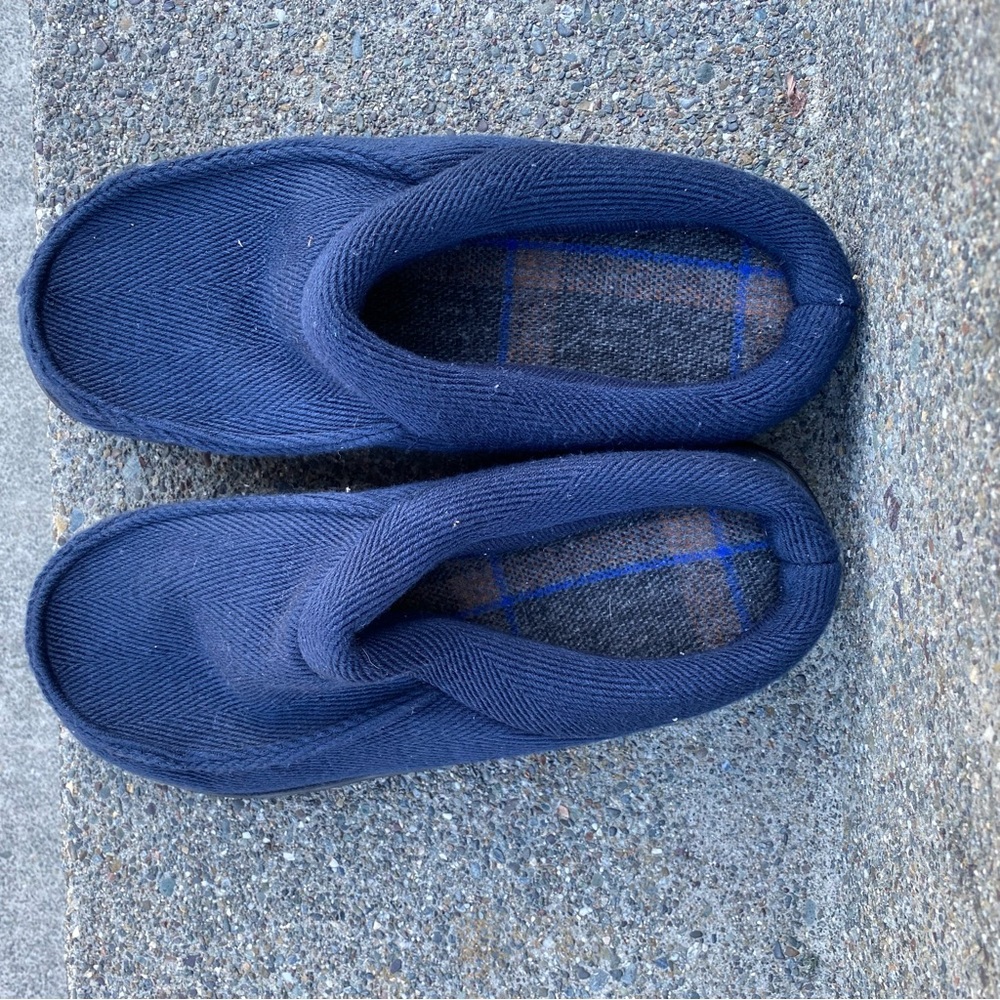 Size 9 - Picture 3 of 7